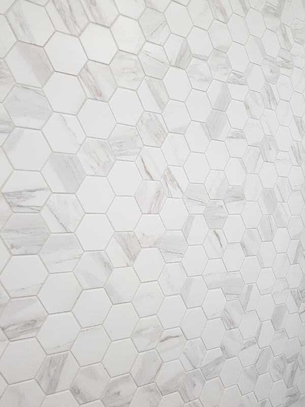 FIN Mozaika HEX5 Carrara Bílá Mat